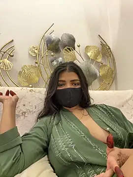 MaYaa  11 online show from December 15, 2025, 7:01 am