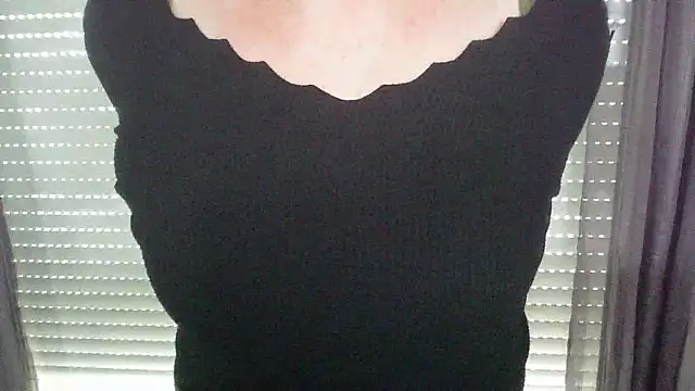 Raptor82 online show from September 22, 2025, 12:29 pm