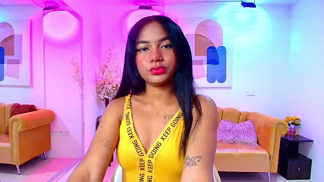Julie coper online show from September 15, 2025, 12:27 pm