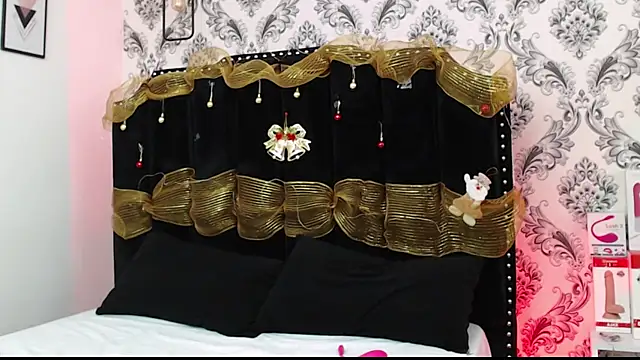 SaaraBrown online show from January 4, 2025, 2:35 pm