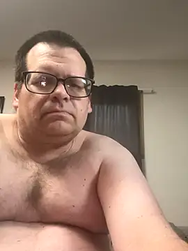 Snapshot of treatbobnicer chatting on October 3, 2025, 12:35 pm treatbobnicer online show from October 3, 2025, 12:35 pm