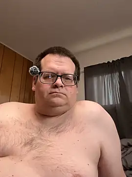 Snapshot of treatbobnicer chatting on October 16, 2025, 2:29 pm treatbobnicer online show from October 16, 2025, 2:29 pm