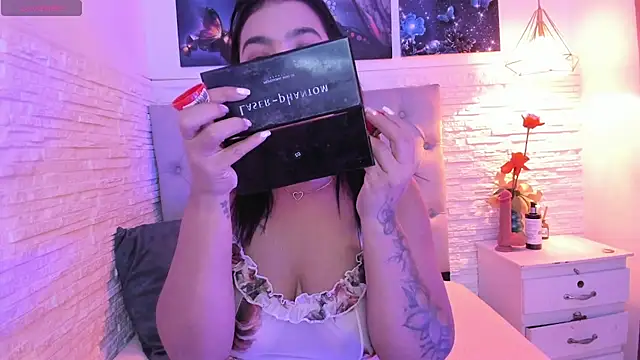 graceymilf666 online show from March 9, 2025, 11:25 am