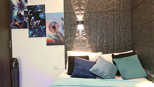 Snapshot of graceymilf666 chatting on September 16, 2025, 11:22 am graceymilf666 online show from September 16, 2025, 11:22 am