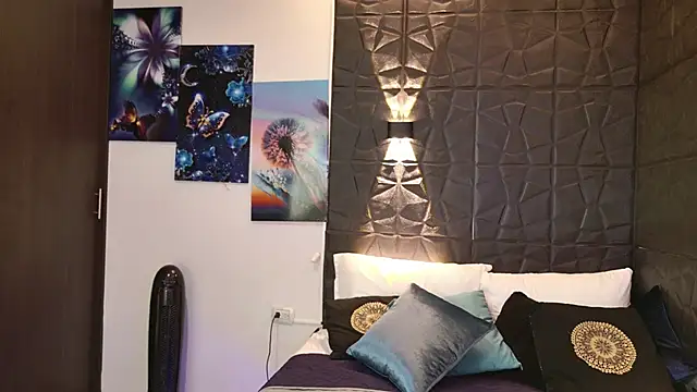 Snapshot of graceymilf666 chatting on October 8, 2025, 11:30 am graceymilf666 online show from October 8, 2025, 11:30 am