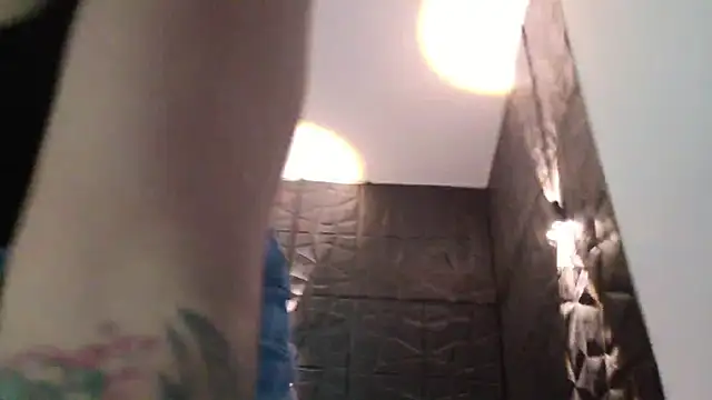 graceymilf666 online show from March 12, 2026, 12:11 pm