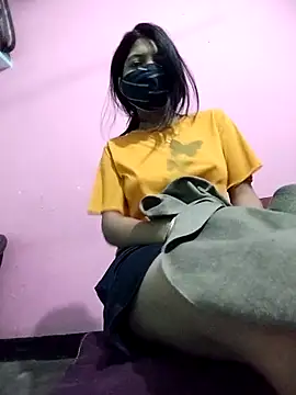 Hotty-Divya online show from November 10, 2025, 9:19 am