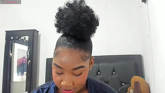 Natassha brown1 online show from October 28, 2025, 12:36 am