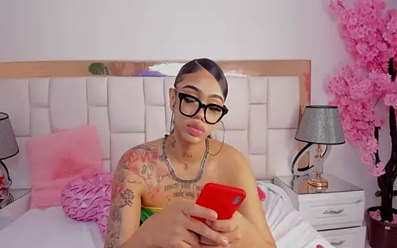 Mia Jansen online show from January 10, 2025, 12:17 am