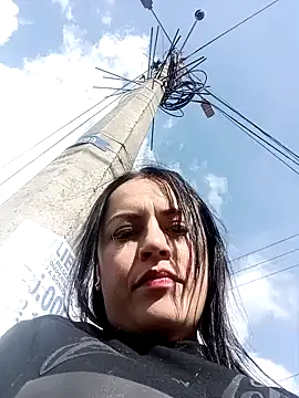 Snapshot of Lesly_10- chatting on January 9, 2025, 8:33 pm Lesly 10- online show from January 9, 2025, 8:33 pm