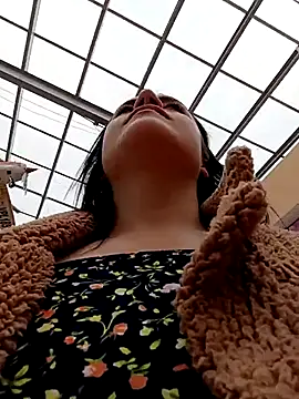 Snapshot of Lesly_10- chatting on March 17, 2025, 3:07 pm Lesly 10- online show from March 17, 2025, 3:07 pm