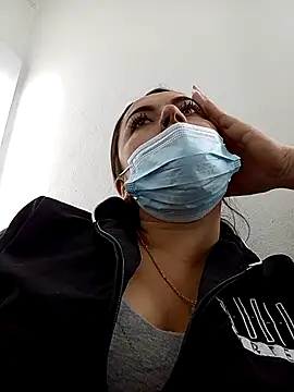 Snapshot of Lesly_10- chatting on September 20, 2025, 4:30 pm Lesly 10- online show from September 20, 2025, 4:30 pm