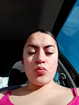 Snapshot of Lesly_10- chatting on September 23, 2025, 12:19 pm Lesly 10- online show from September 23, 2025, 12:19 pm