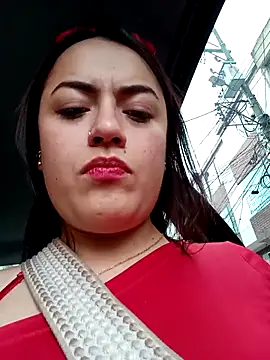 Snapshot of Lesly_10- chatting on October 5, 2025, 7:12 pm Lesly 10- online show from October 5, 2025, 7:12 pm