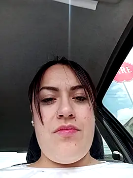 Snapshot of Lesly_10- chatting on October 15, 2025, 3:12 pm Lesly 10- online show from October 15, 2025, 3:12 pm