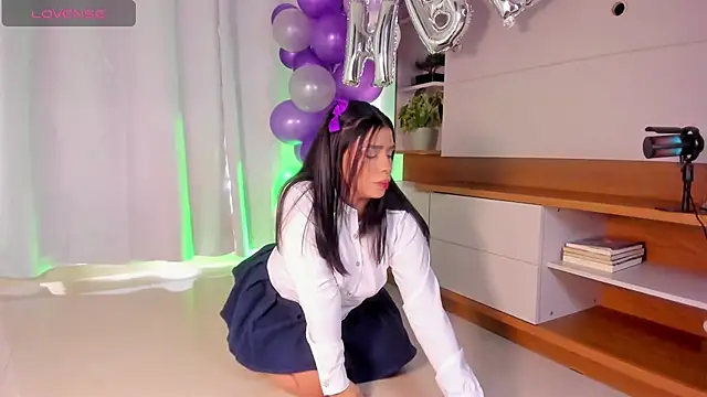 Snapshot of Elii_ross chatting on October 28, 2025, 7:16 pm Elii ross online show from October 28, 2025, 7:16 pm