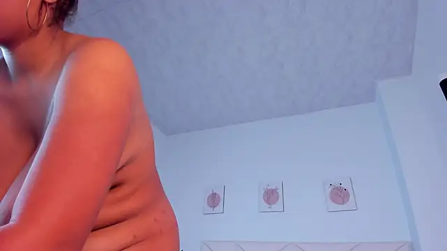 Brianna bigboobs online show from December 12, 2024, 2:44 pm