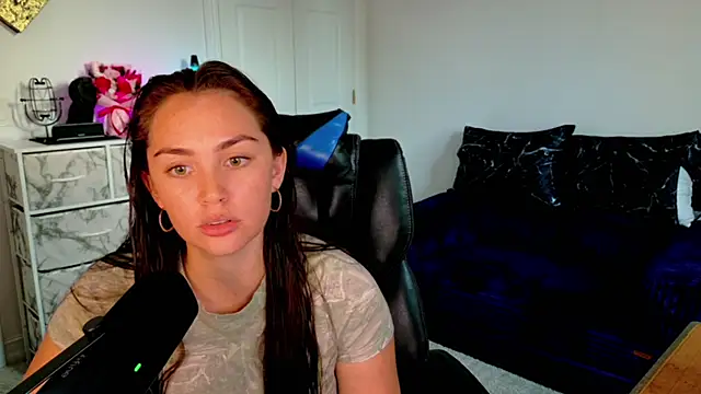 sweetsariaah online show from February 10, 2026, 10:25 pm