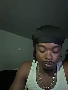 SluttyLyfe4L online show from June 8, 2026, 2:01 am