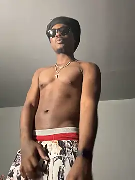 SluttyLyfe4L online show from June 18, 2026, 5:41 am