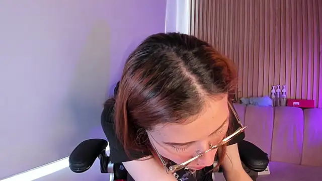 alessandra shayk6 online show from March 13, 2025, 10:10 pm
