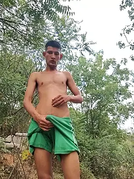 Valentinacuc online show from September 22, 2025, 11:12 am