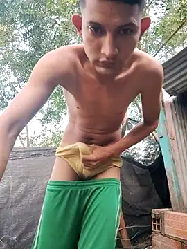 Valentinacuc online show from December 18, 2025, 11:27 am