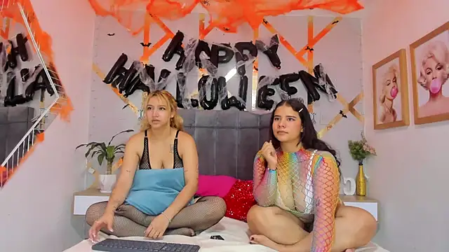 Caroliine Torres online show from October 23, 2025, 12:04 pm