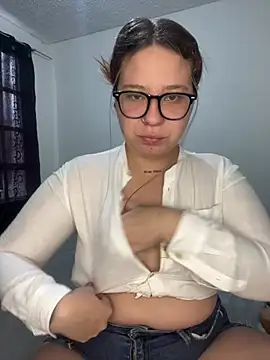KendallCoper online show from February 19, 2025, 6:54 pm
