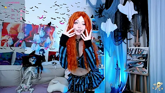 Snapshot of _Sparkland_ chatting on November 3, 2025, 8:54 pm  Sparkland  online show from November 3, 2025, 8:54 pm