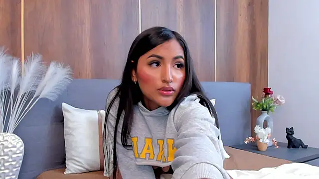 Snapshot of AishaPeyton chatting on January 23, 2025, 5:24 am AishaPeyton online show from January 23, 2025, 5:24 am
