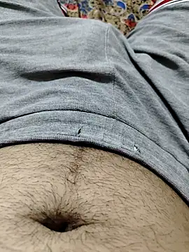 Snapshot of AndrewG_8551 chatting on April 13, 2026, 3:39 pm AndrewG 8551 online show from April 13, 2026, 3:39 pm