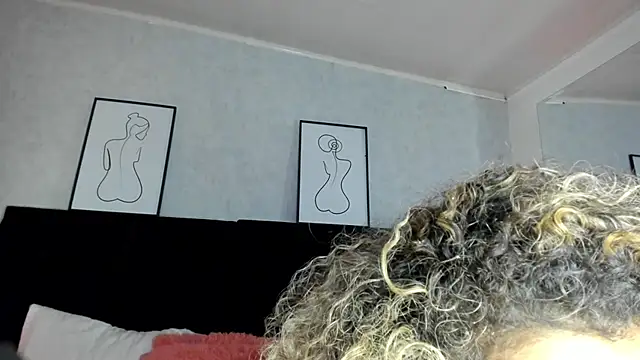 Snapshot of Katti_Barrera chatting on February 21, 2025, 5:09 pm Katti Barrera online show from February 21, 2025, 5:09 pm