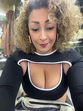 Katti Barrera online show from June 20, 2026, 9:28 pm