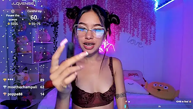 cat kitty18  online show from January 4, 2025, 4:00 pm