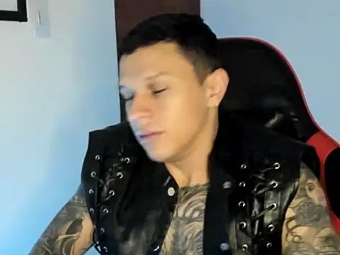 goodboy69l online show from June 10, 2026, 12:26 pm