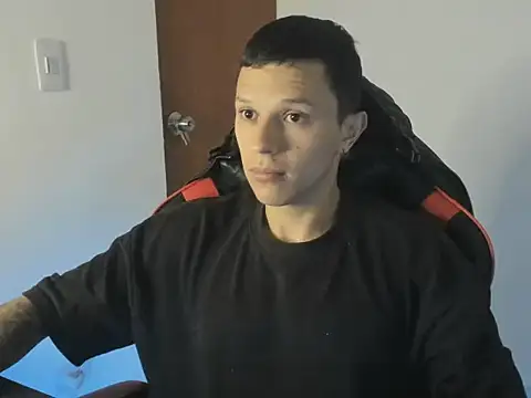 goodboy69l online show from August 2, 2026, 11:52 am