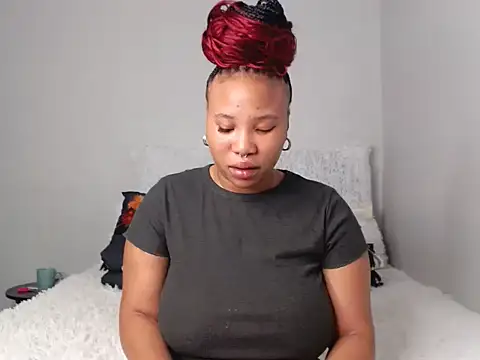 DrippinCaramelCutie online show from December 21, 2024, 9:36 pm