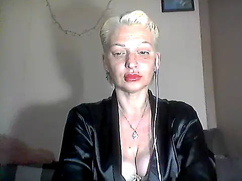 MaryJane441 online show from May 4, 2026, 8:16 pm