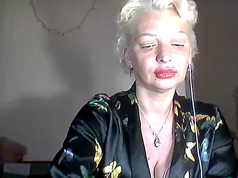 MaryJane441 online show from May 5, 2026, 8:06 pm