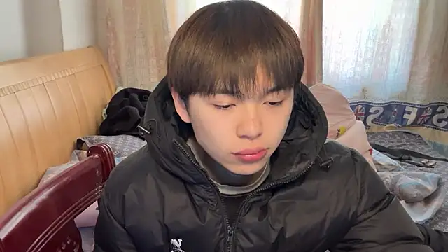 xiaottt1918 online show from January 11, 2025, 6:35 am