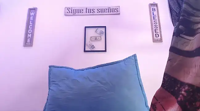 Snapshot of harrytomson_1 chatting on February 24, 2025, 5:54 am harrytomson 1 online show from February 24, 2025, 5:54 am