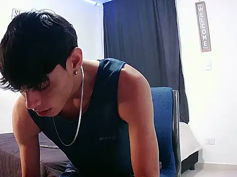 Snapshot of harrytomson_1 chatting on November 2, 2025, 4:26 am harrytomson 1 online show from November 2, 2025, 4:26 am