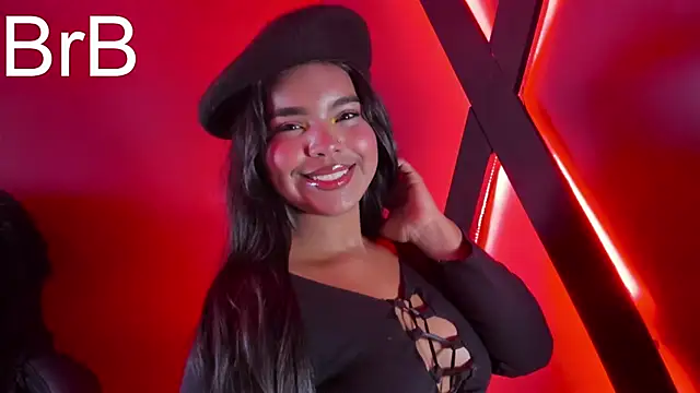 Snapshot of zoe_roux21 chatting on October 5, 2025, 10:07 pm zoe roux21 online show from October 5, 2025, 10:07 pm