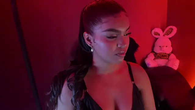 Snapshot of zoe_roux21 chatting on October 29, 2025, 2:58 am zoe roux21 online show from October 29, 2025, 2:58 am