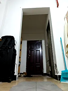 Snapshot of DDYY12341 chatting on October 21, 2025, 1:01 pm DDYY12341 online show from October 21, 2025, 1:01 pm