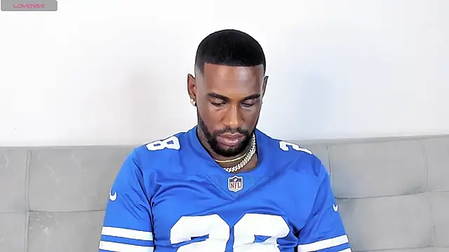 Snapshot of Dvid_Rullers chatting on March 22, 2025, 12:06 am Dvid Rullers online show from March 22, 2025, 12:06 am