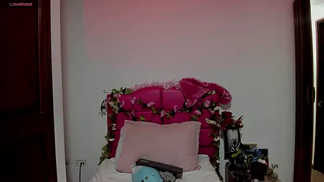 SexyNaf online show from October 30, 2025, 7:47 pm