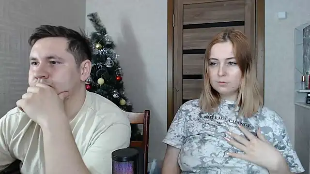 Kristy-Max online show from December 12, 2024, 10:31 pm