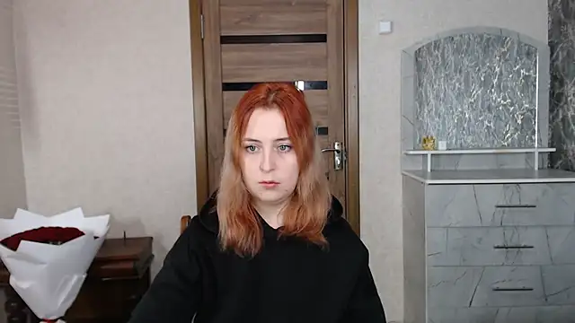 Kristy-Max online show from September 16, 2025, 8:54 pm